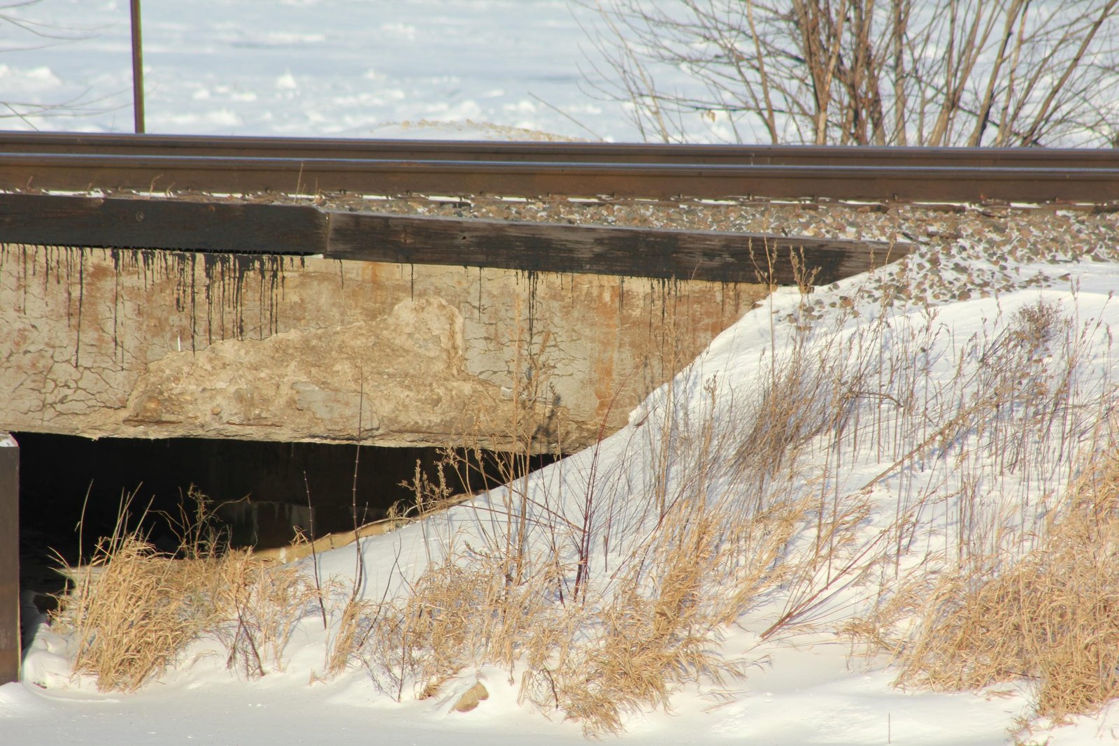 North abutment